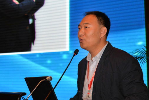 上海郎绿建筑科技有限公司副总裁于昌勇做主题演讲